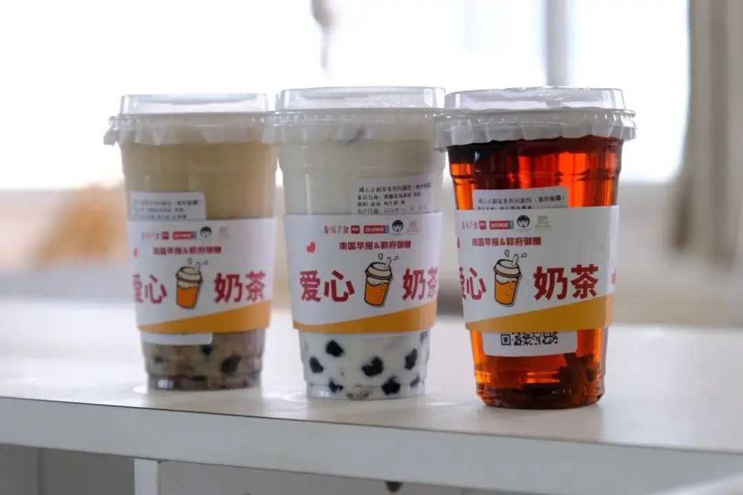 科技賦能飲品安全：全自動(dòng)灌裝封口機(jī)的創(chuàng)新之旅